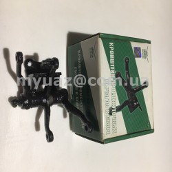 Кронштейн промежуточных рычагов УАЗ-452 (курица большая) в сборе Кронштейн промежуточных рычагов УАЗ-452 (курица большая) в сборе